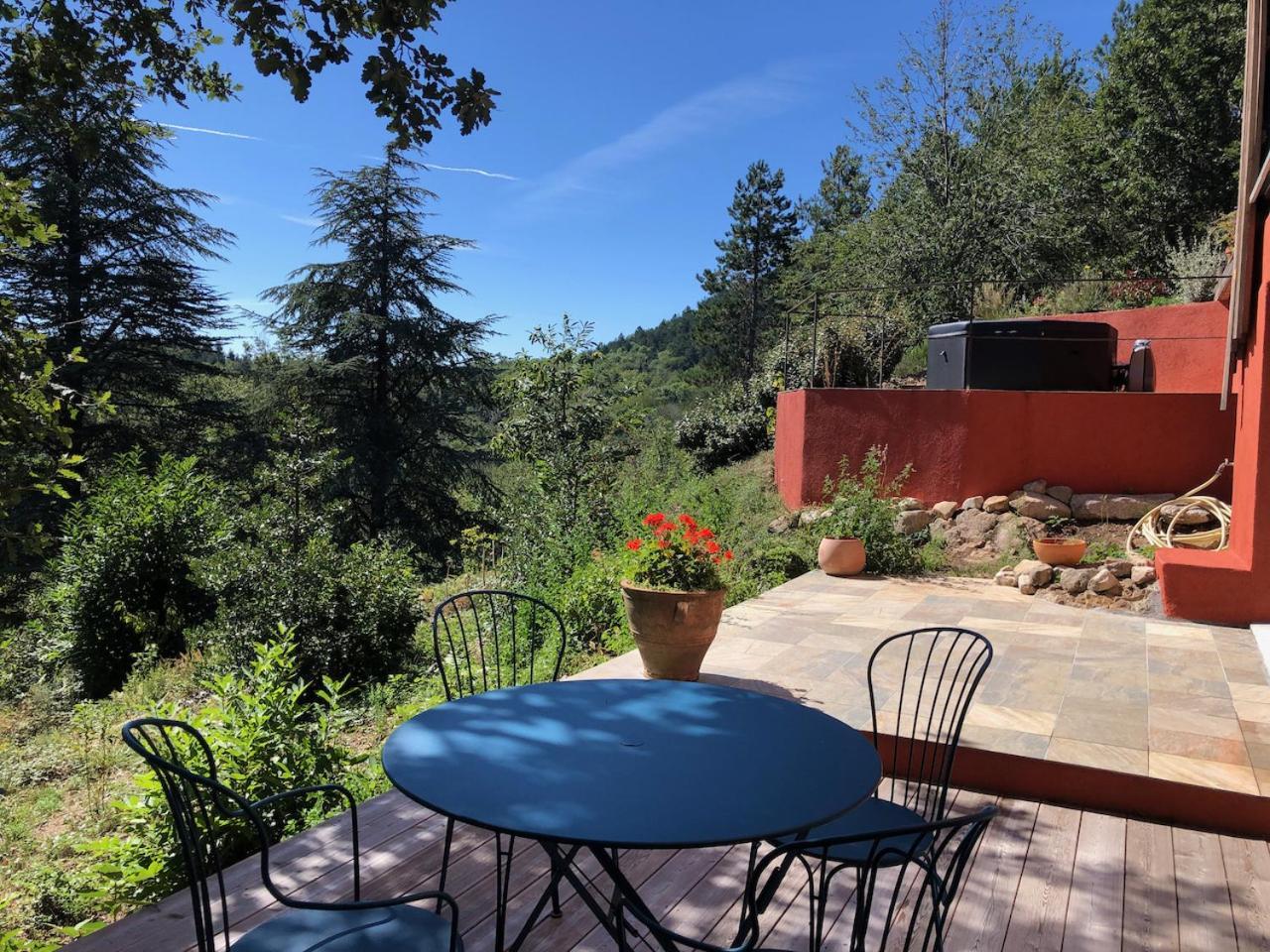 Reve D'Etoiles Bed & Breakfast Saint-Laurent-de-Cerdans Dış mekan fotoğraf